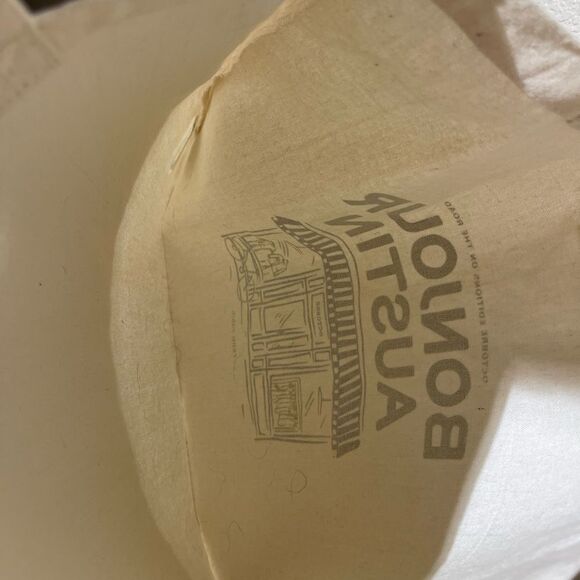 Sezane Octobre Edition
Cream Tote Bag with Green Print - Picture 6 of 9